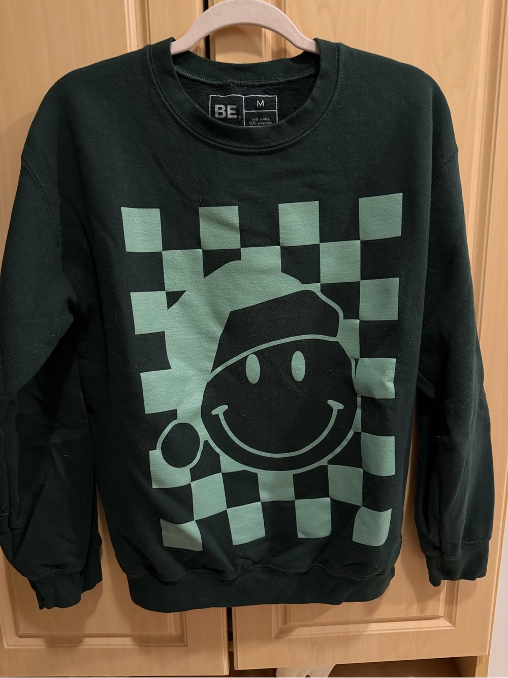 Festive smiley Dark Green Graphic Crewneck 💚